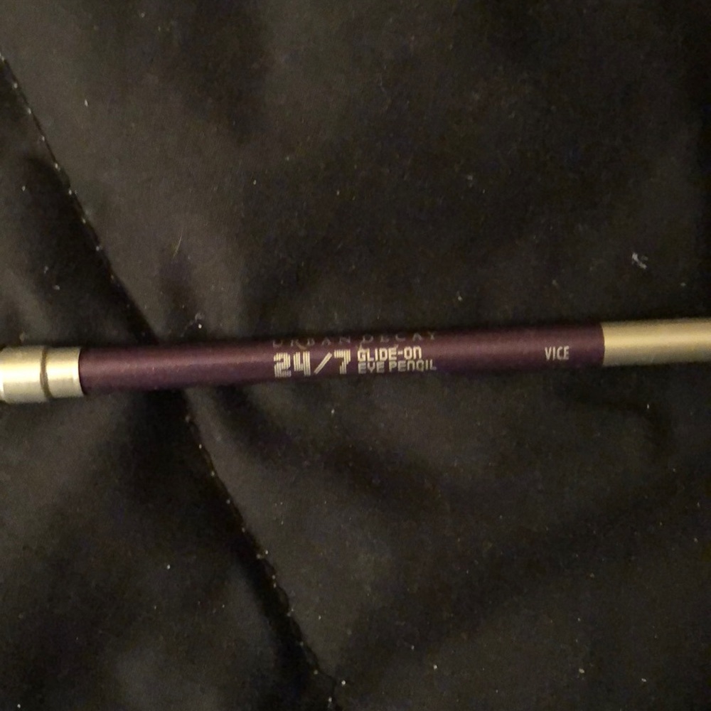 Urban Decay 24/7 glide- on eye pencil new in Vice